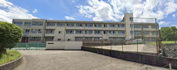 堺市西区上の中古一戸建て(堺市立福泉中学校)
