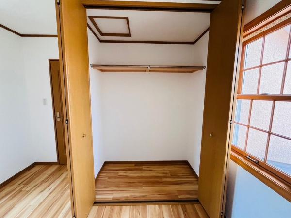 泉南郡熊取町朝代東２丁目の中古一戸建て