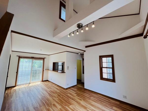 泉南郡熊取町朝代東２丁目の中古一戸建て