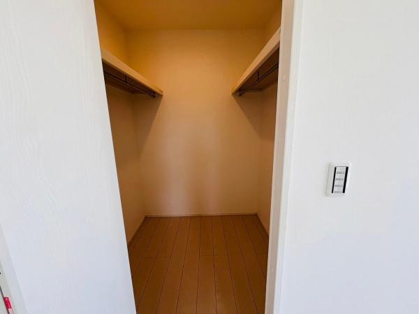 泉南市新家の中古一戸建て