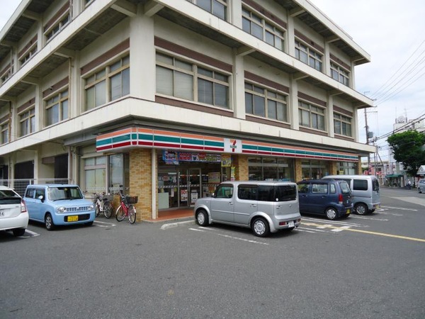 リベルテファインコート 中古マンション(セブンイレブン泉南市役所前店)