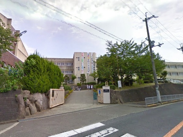 スクエア貝塚2番館(貝塚市立第四中学校)