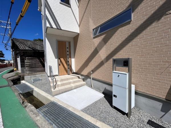 和泉市三林町の新築一戸建