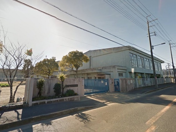 岸和田市三田町の新築一戸建(岸和田市立山直北小学校)