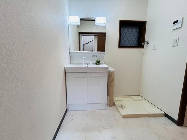 和泉市室堂町の中古一戸建て