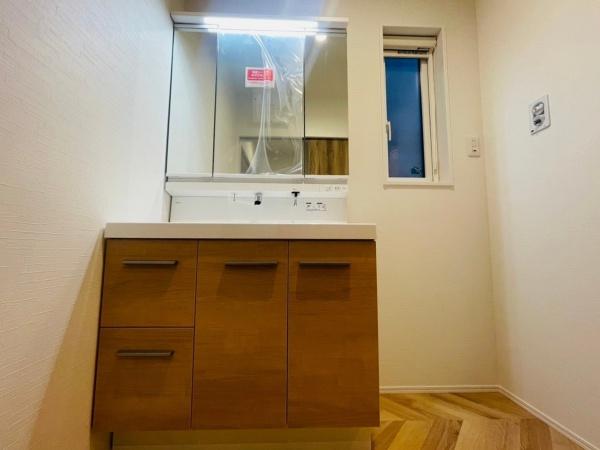 貝塚市東山６丁目の新築一戸建