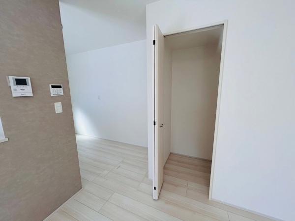 岸和田市春木大小路町の新築一戸建