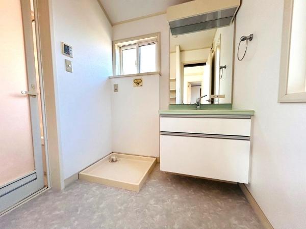 泉南郡熊取町つばさが丘西１丁目の中古一戸建て
