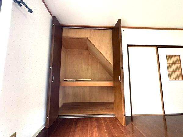 高石市羽衣４丁目の中古一戸建て