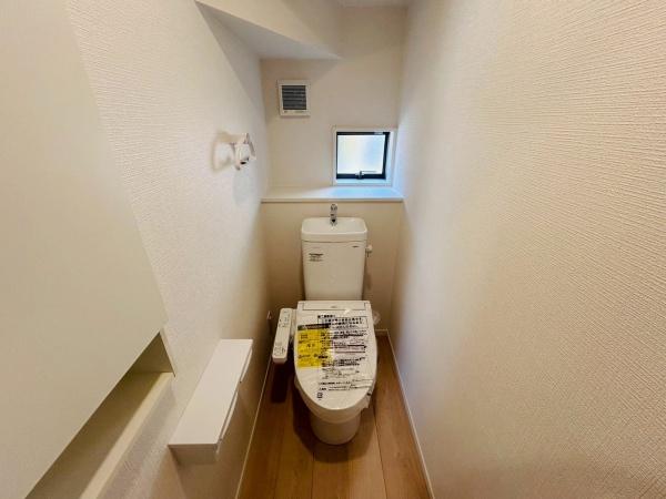 泉南市鳴滝１丁目の新築一戸建