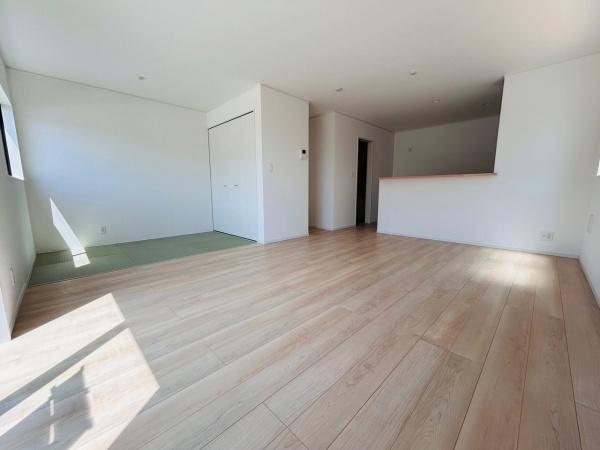 泉南市鳴滝１丁目の新築一戸建