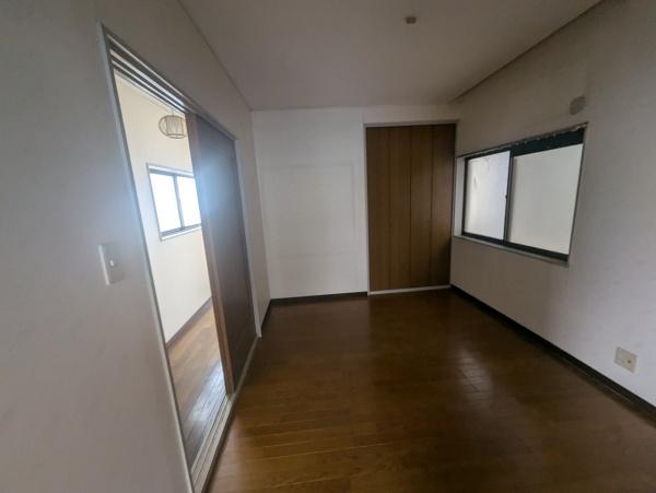 岸和田市八阪町３丁目の中古一戸建て