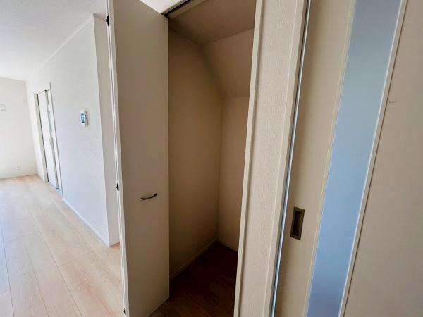 クレイドルガーデン泉佐野市上瓦屋第３　２号棟　新築戸建