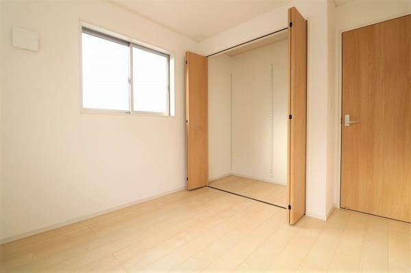クレイドルガーデン泉佐野市上瓦屋第３　３号棟　新築戸建