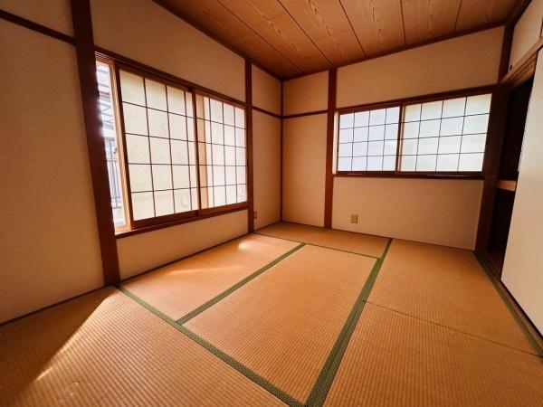 岸和田市極楽寺町１丁目の中古一戸建て
