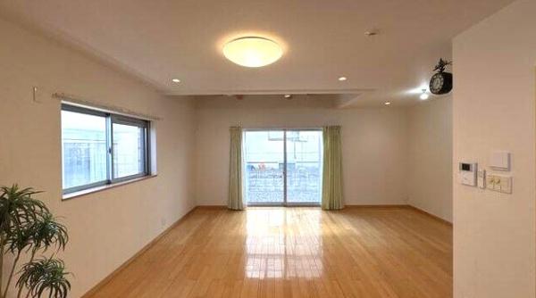 貝塚市東山２丁目の中古一戸建