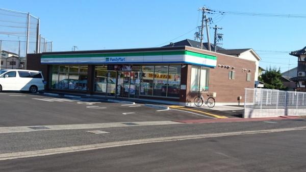 岸和田市土生町の中古一戸建て(ファミリーマート岸和田上松町店)