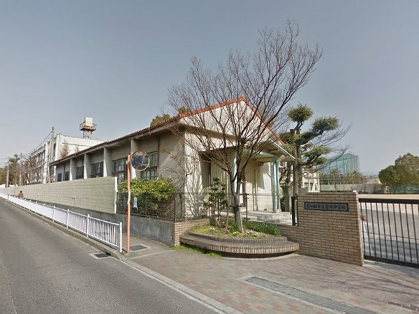岸和田市岸城町の新築一戸建(岸和田市立岸城中学校)