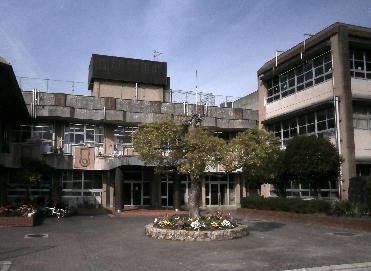 和泉市青葉台1丁目の中古一戸建て(和泉市立南池田中学校)