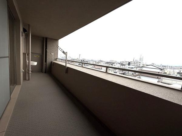 グランコート岸和田小松里町　中古マンション