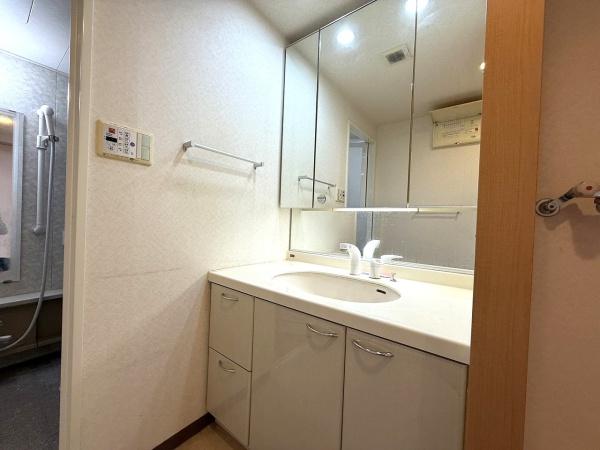 グランコート岸和田小松里町　中古マンション