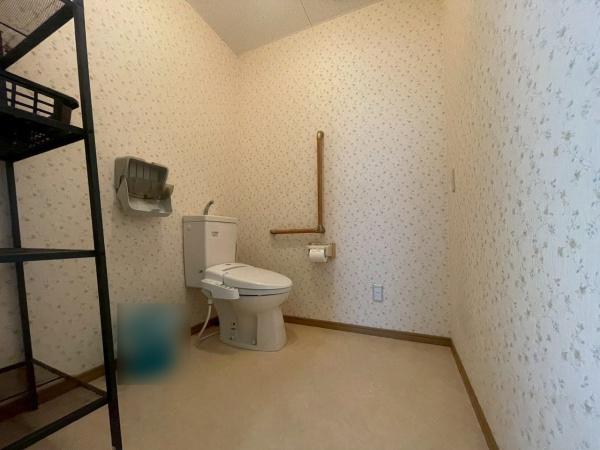 泉南郡熊取町久保二丁目　共同住宅