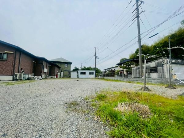 泉南郡熊取町久保二丁目　共同住宅