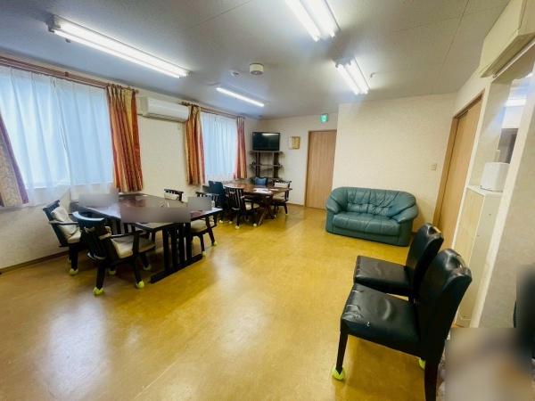 泉南郡熊取町久保二丁目　共同住宅