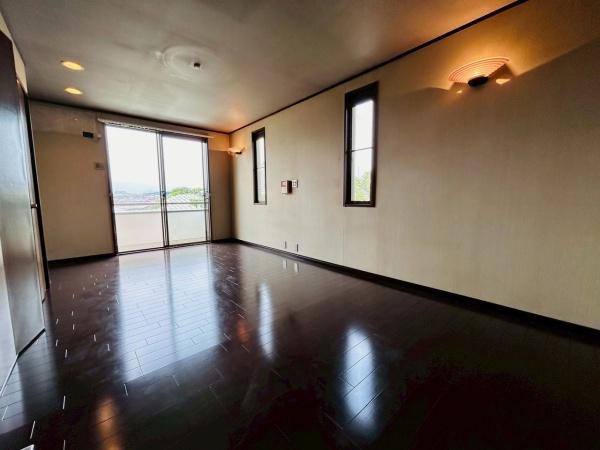 和泉市弥生町２丁目の中古一戸建て