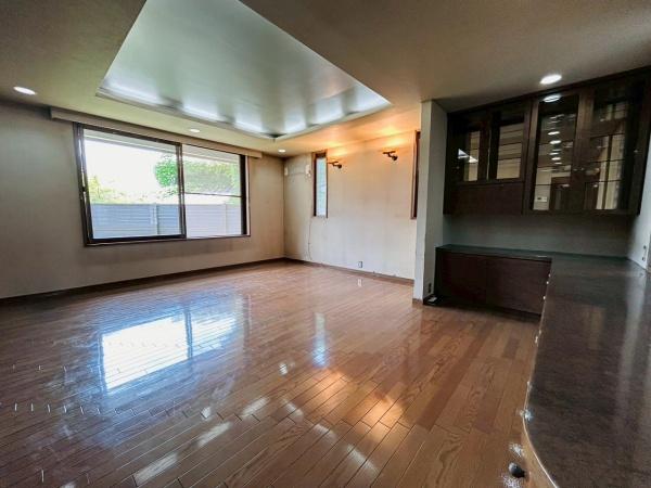 和泉市弥生町２丁目の中古一戸建