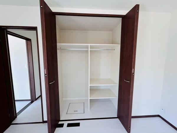 和泉市山荘町３丁目の中古一戸建て