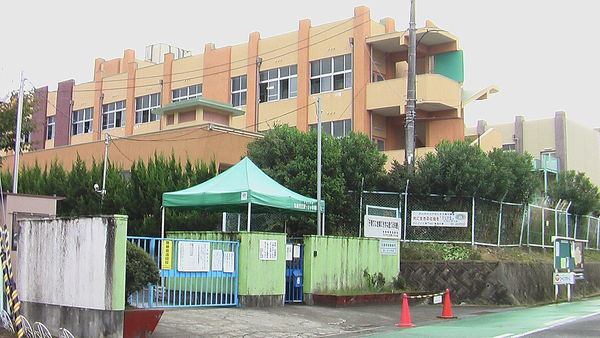 和泉市のぞみ野1丁目の中古一戸建て(和泉市立緑ヶ丘小学校)