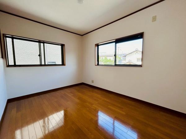 泉佐野市日根野の中古一戸建て