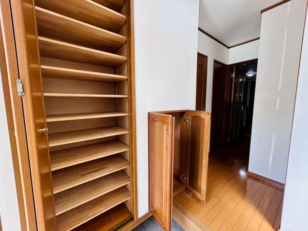 泉佐野市日根野の中古一戸建て