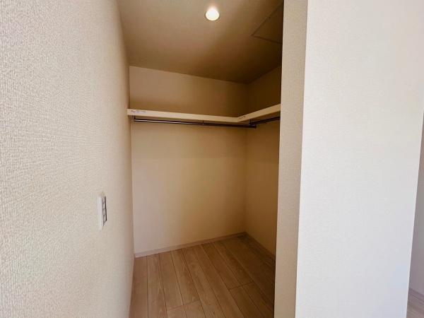 和泉市伏屋町２丁目の新築一戸建