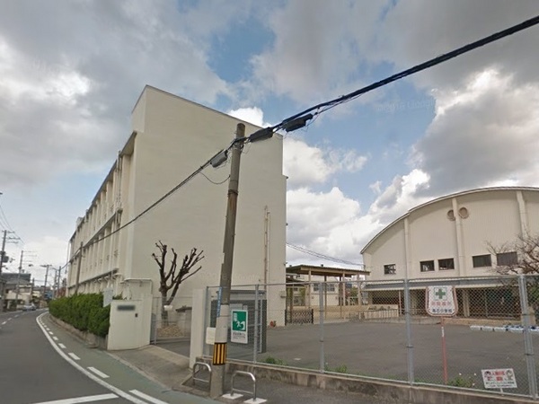 高石市高師浜１丁目の中古一戸建て(高石市立高石小学校)