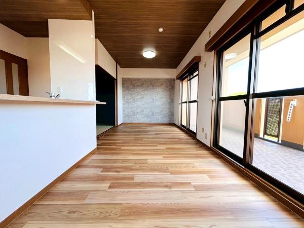 ファミールハイツ泉大津セントハーバーシティ１番館