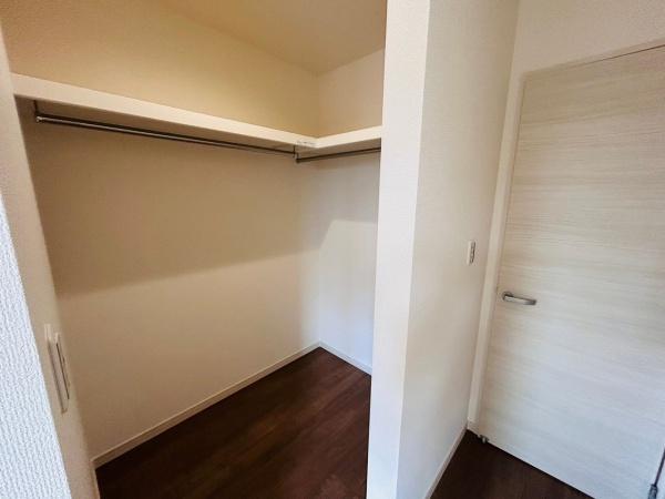 和泉市伏屋町１丁目の新築一戸建