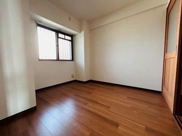 セザール和泉中央 中古マンション(洋室)