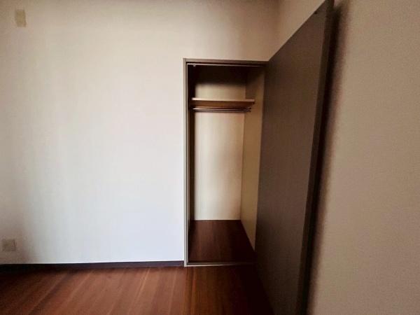 セザール和泉中央 中古マンション(収納)