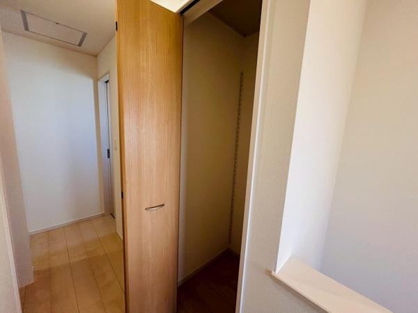 貝塚市堀3丁目の中古一戸建て(収納)