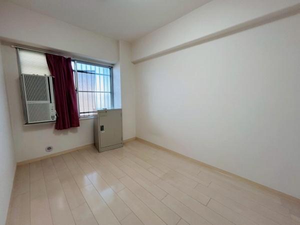 パレス貝塚 中古マンション(洋室)
