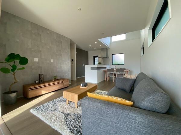 泉佐野市岡本４丁目の中古一戸建