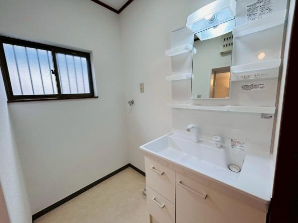 高石市東羽衣１丁目の中古一戸建て