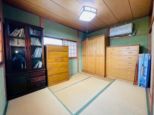 和泉市小田町２丁目の中古一戸建て