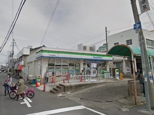 グリーントピア２１岸和田　中古マンション(ファミリーマート和泉大宮駅前店)