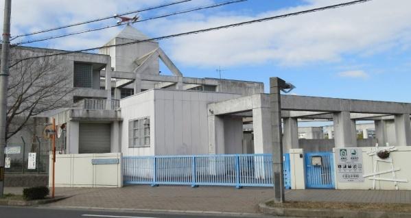 メゾンドールウィングヒルズ２番館　中古マンション(富田林市立小金台小学校)