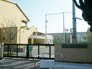 岸和田市春木泉町の新築一戸建(岸和田市立春木小学校)