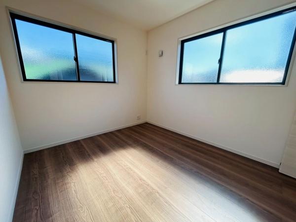 岸和田市春木泉町の新築一戸建