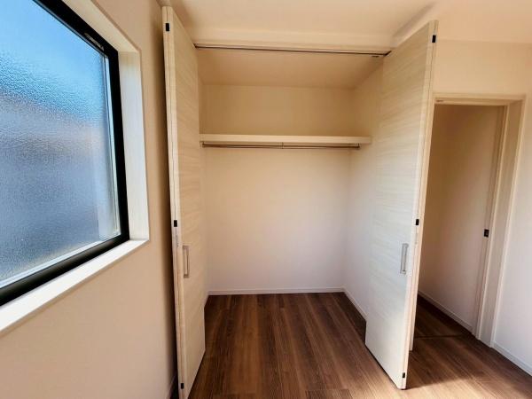 岸和田市春木泉町の新築一戸建